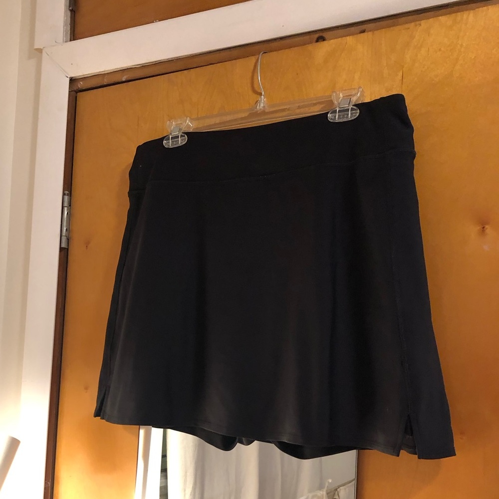 Old Navy Active Black Skort